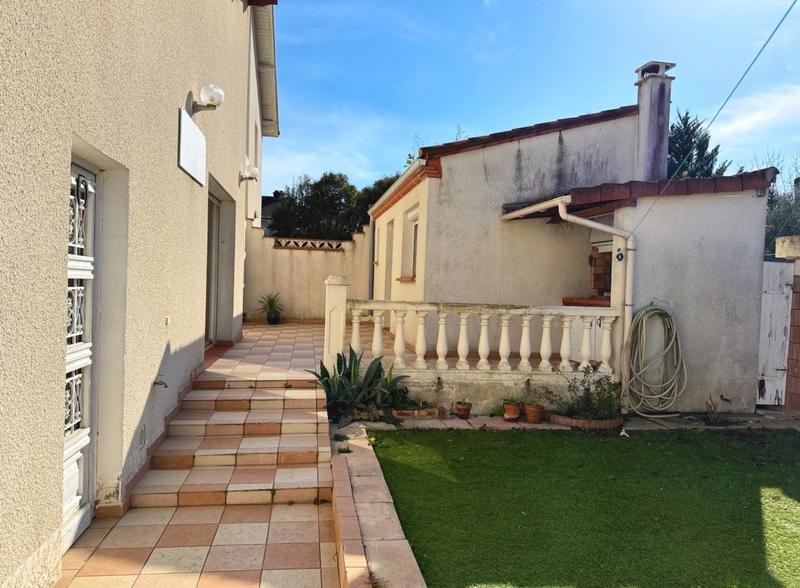 Maison - 95 m² - 5 pièces