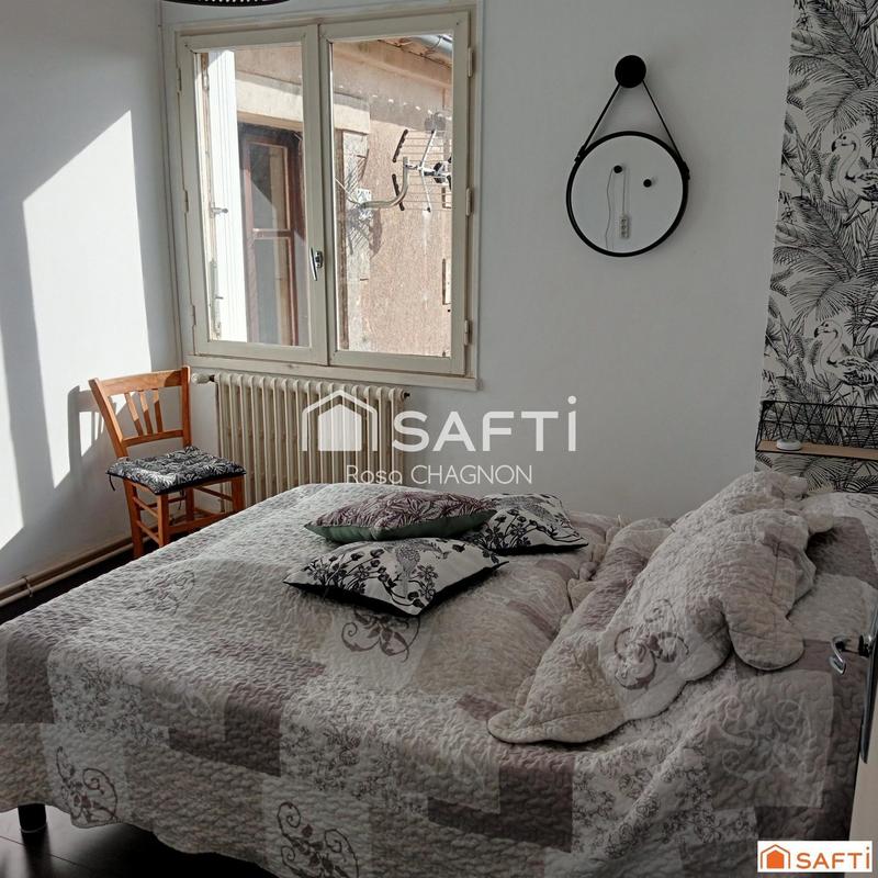 Maison - 180 m² - 7 pièces