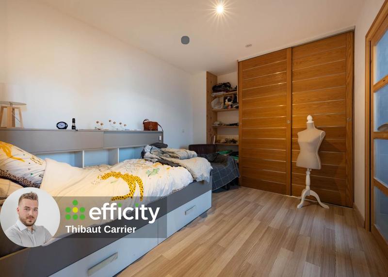 Appartement - 77 m² - 5 pièces