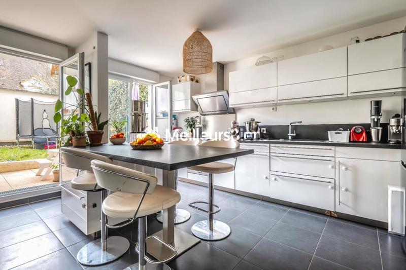 Appartement - 81 m² - 4 pièces