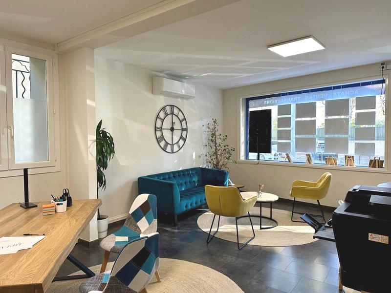 Local commercial - 64 m² - 3 pièces