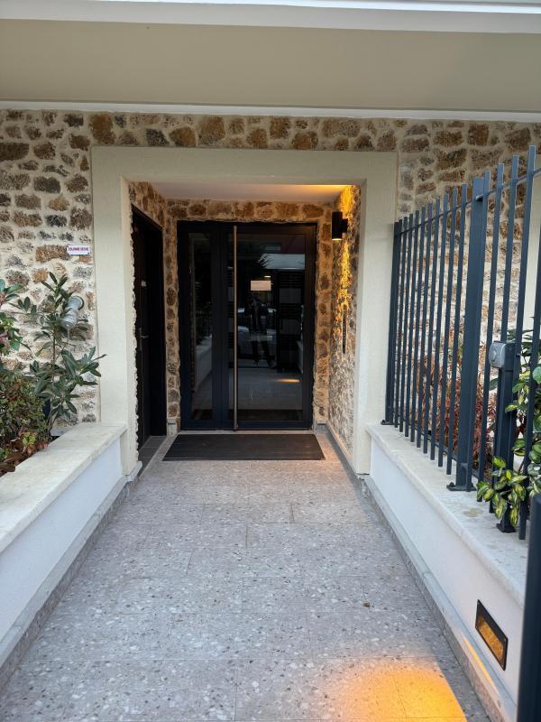 Appartement - 97 m² - 4 pièces