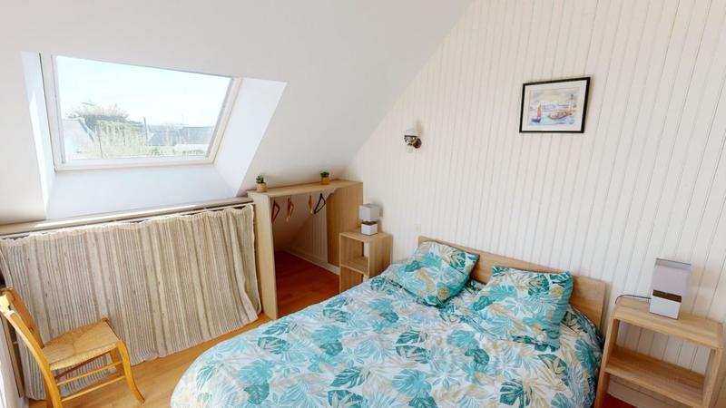 Maison - 212 m² - 9 pièces