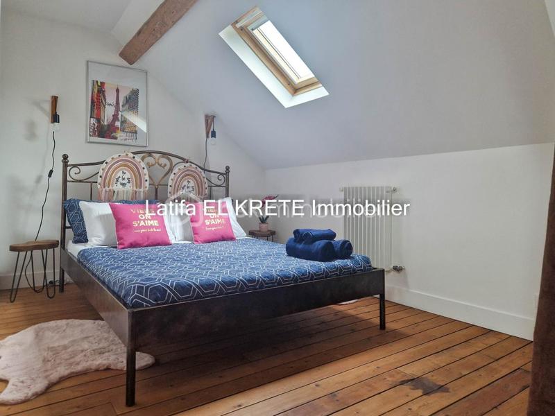 Maison - 92 m² - 7 pièces