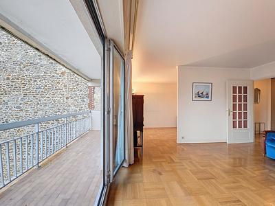 Appartement - 81 m² - 4 pièces