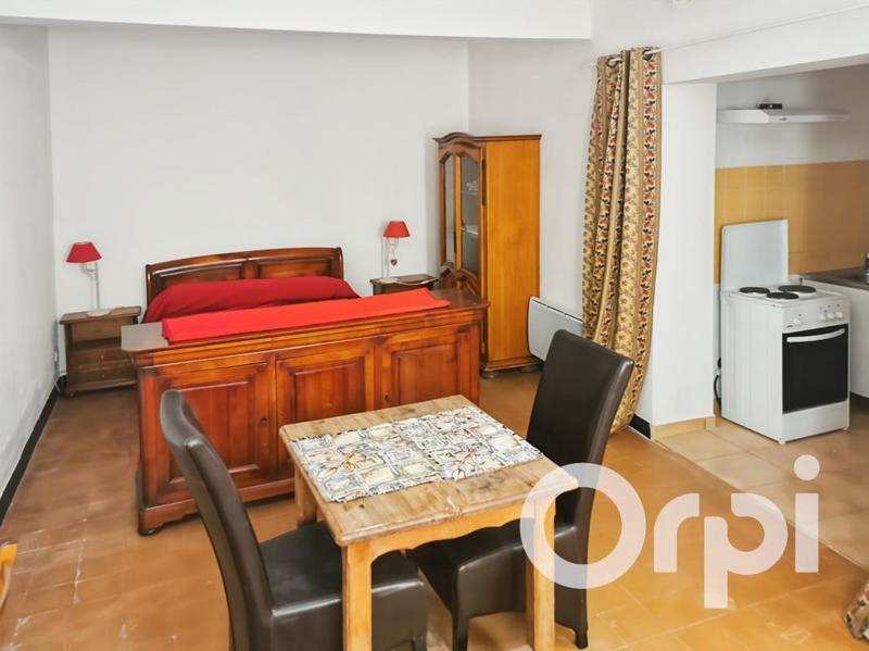 Immeuble - 8 pièces