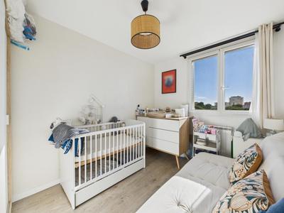 Appartement - 75 m² - 5 pièces