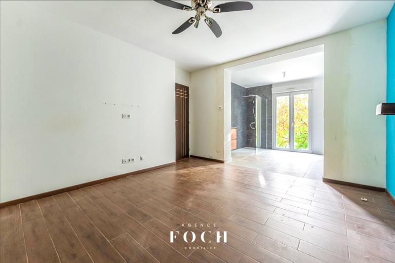 Maison - 142 m² - 5 pièces