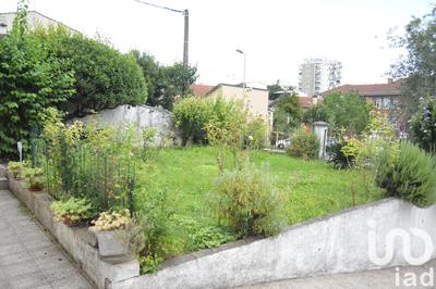 Maison - 114 m² - 7 pièces