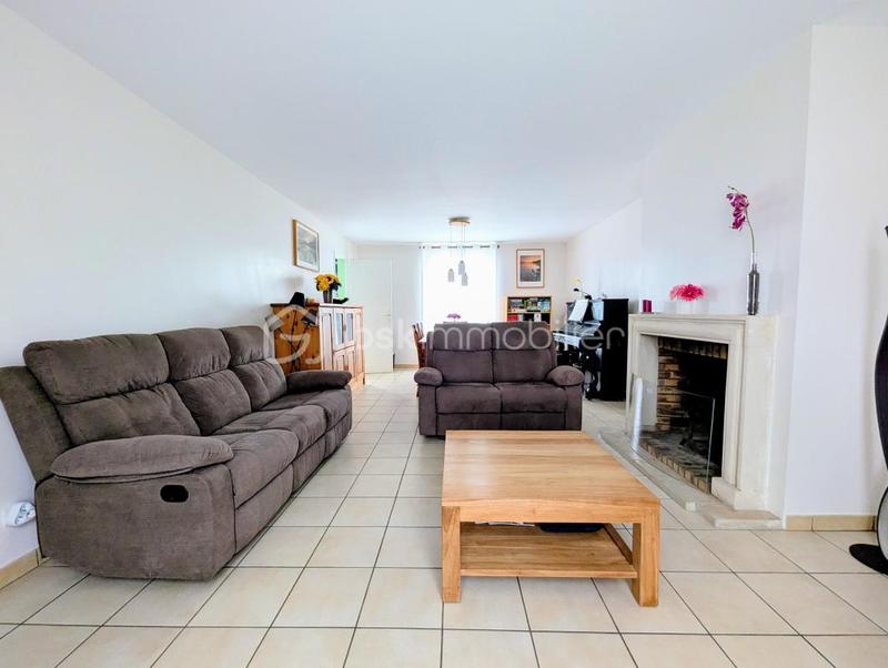 Maison - 121 m² - 6 pièces