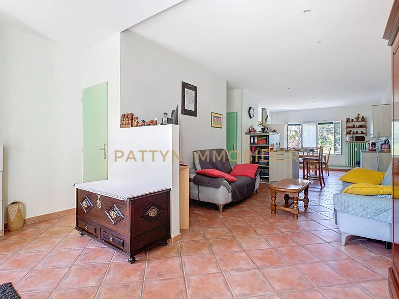 Appartement - 83 m² - 3 pièces