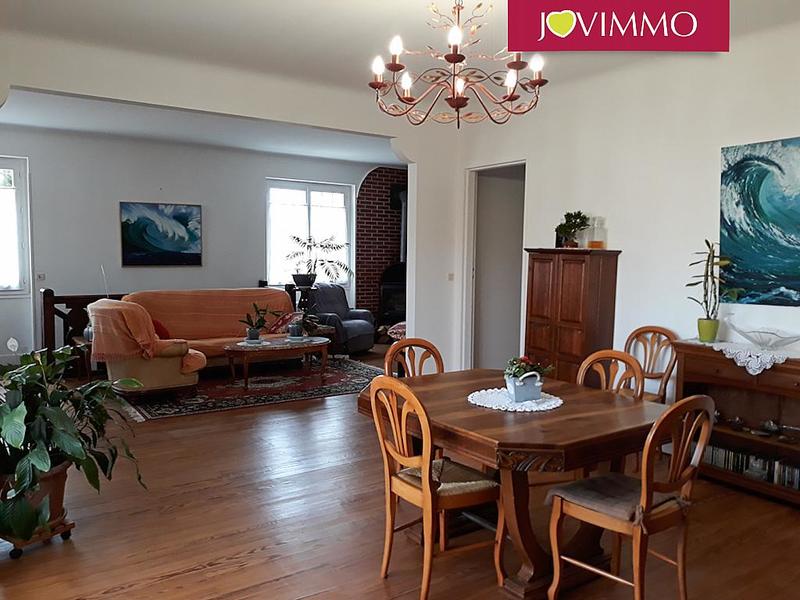 Maison - 332 m² - 10 pièces