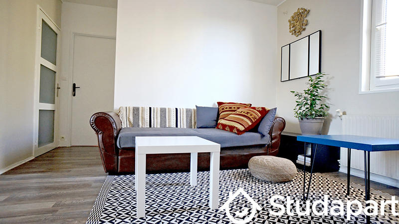 Chambre - 12 m² - 1 pièce