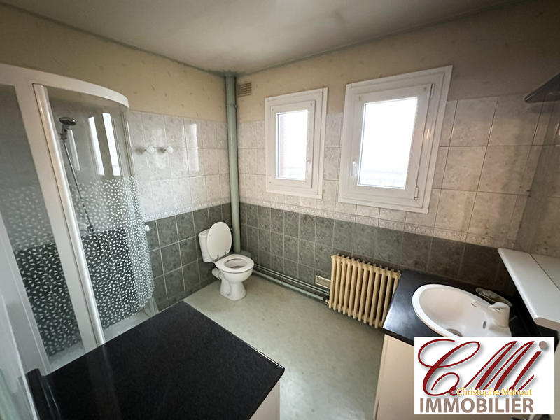 Maison - 84 m² - 5 pièces