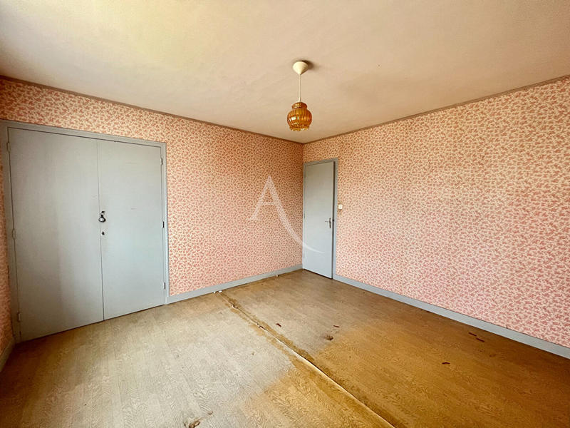 Maison - 206 m² - 8 pièces