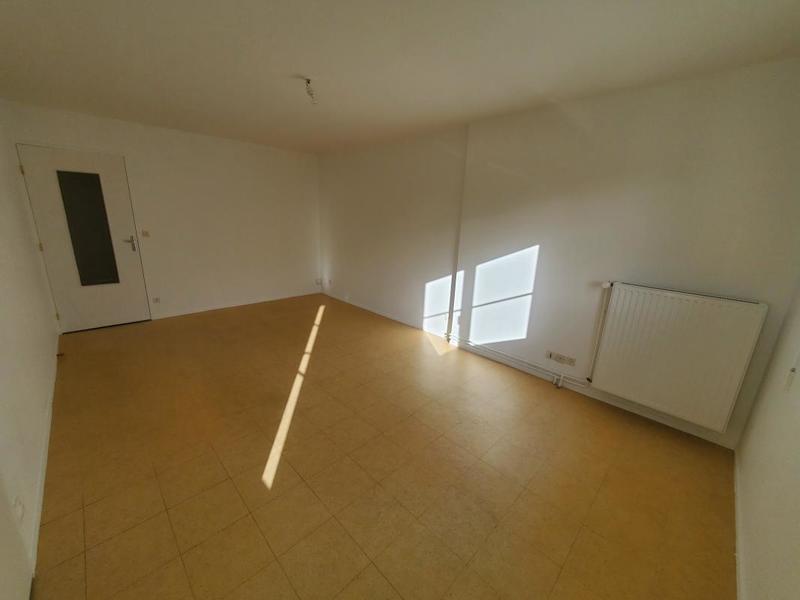 Appartement ancien - 86 m² - 4 pièces