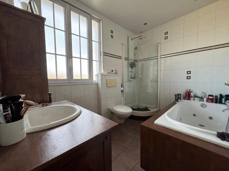 Maison - 85 m² - 4 pièces