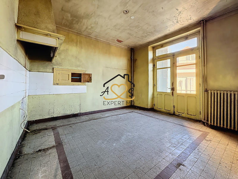 Maison - 322 m² - 20 pièces