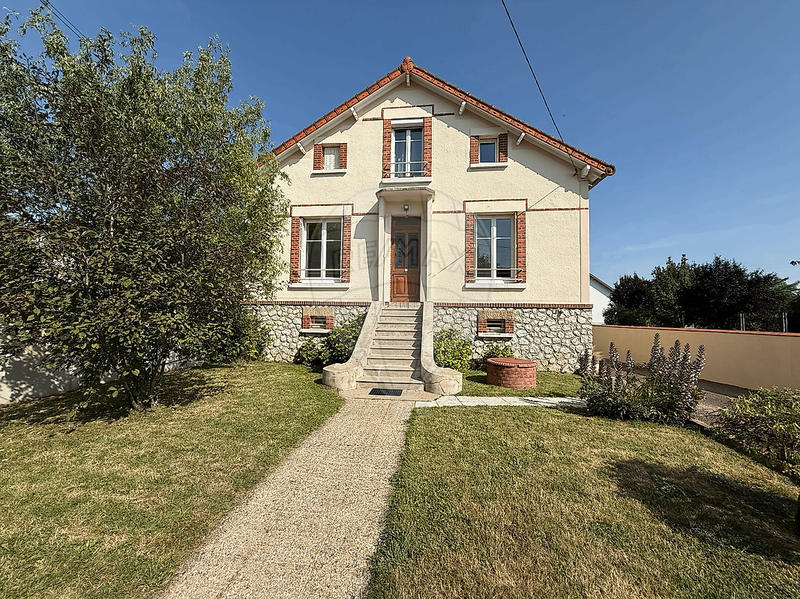 Maison - 105 m² - 6 pièces