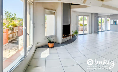 Appartement - 159 m² - 5 pièces