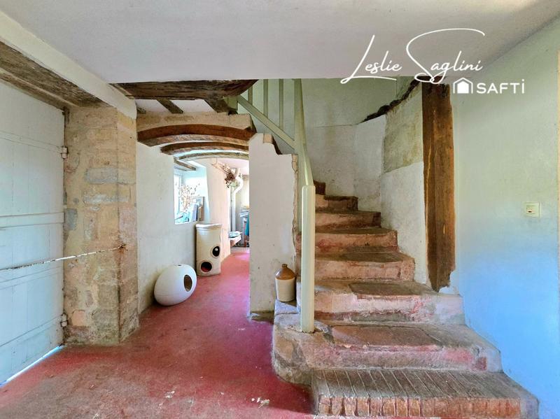 Maison - 260 m² - 9 pièces