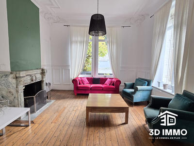 Maison - 277 m² - 9 pièces