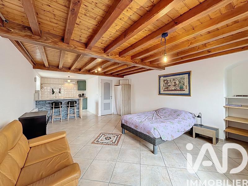 Maison - 255 m² - 7 pièces