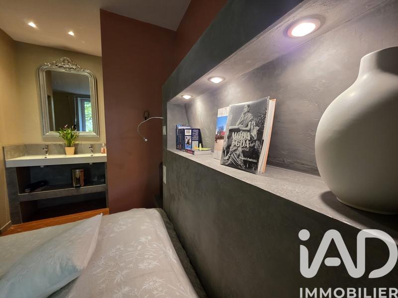 Maison - 180 m² - 5 pièces