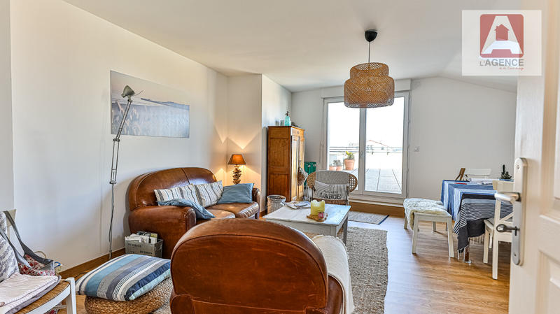 Appartement - 106 m² - 4 pièces