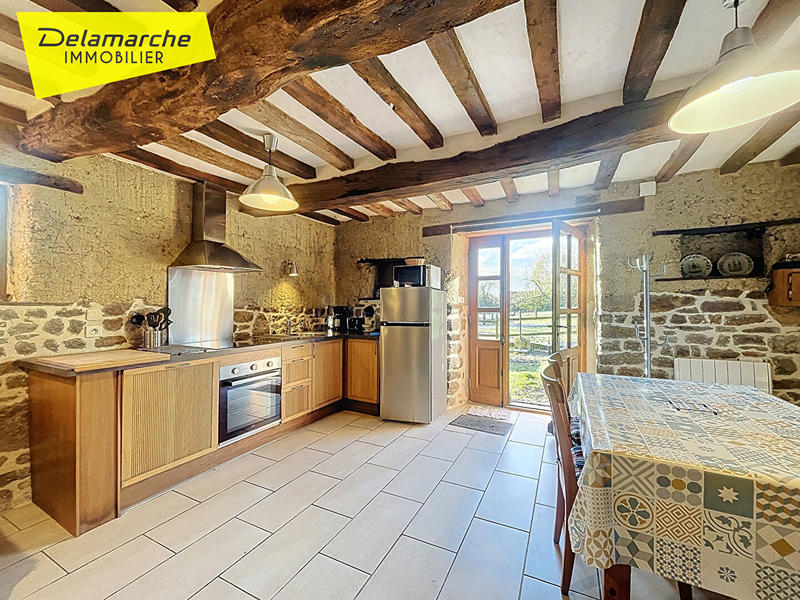 Maison - 217 m² - 8 pièces