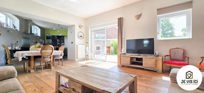 Maison - 220 m² - 8 pièces