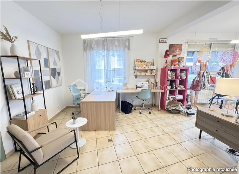 Local commercial - 67 m² - 3 pièces