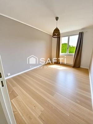 Appartement - 98 m² - 5 pièces