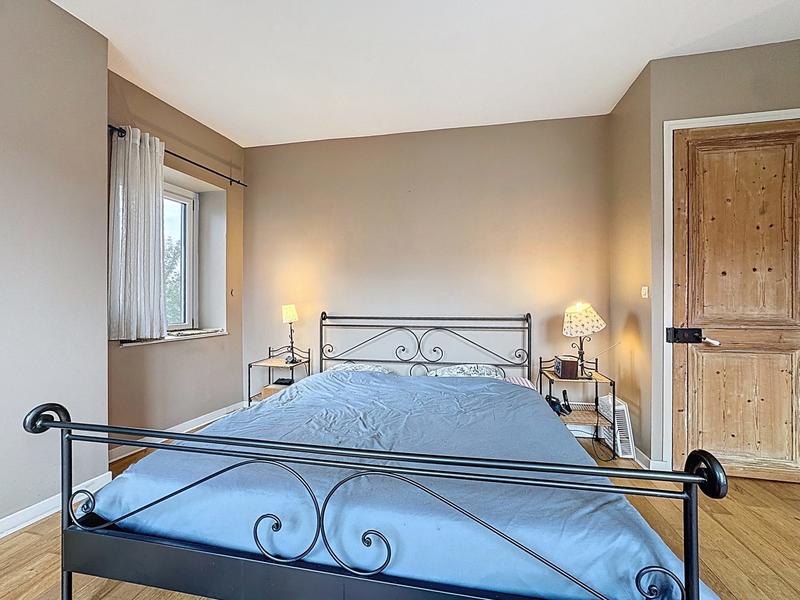 Maison traditionnelle - 347 m² - 12 pièces