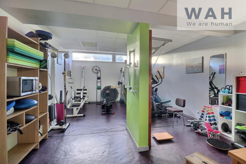 Local commercial - 114 m²