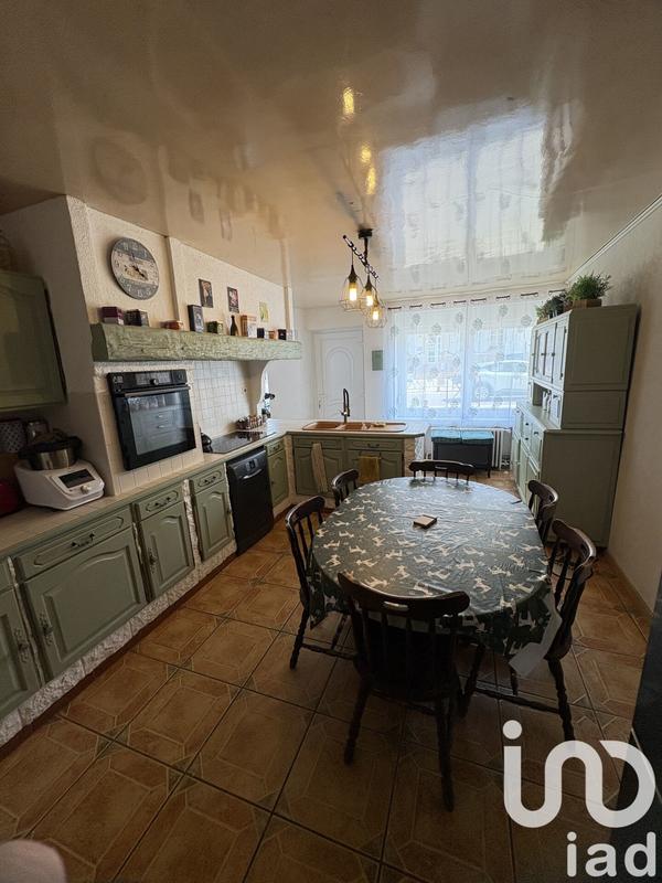 Maison de village - 300 m² - 10 pièces