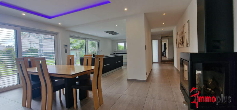 Maison - 192 m² - 6 pièces