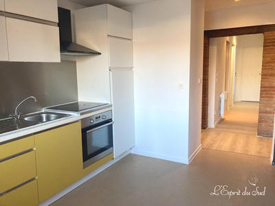 Appartement - 99 m² - 4 pièces