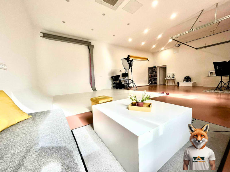 Local d'activités - 212 m² - 6 pièces