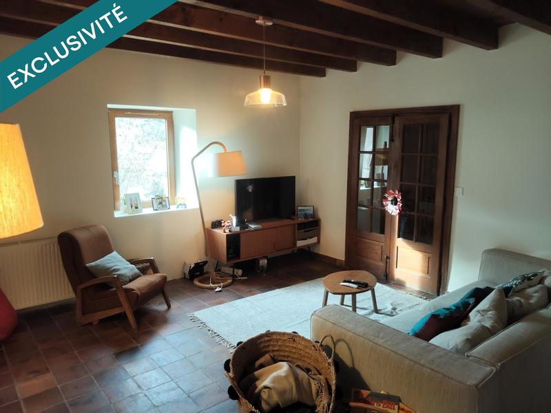 Maison - 216 m² - 9 pièces