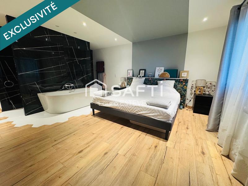 Maison - 185 m² - 6 pièces