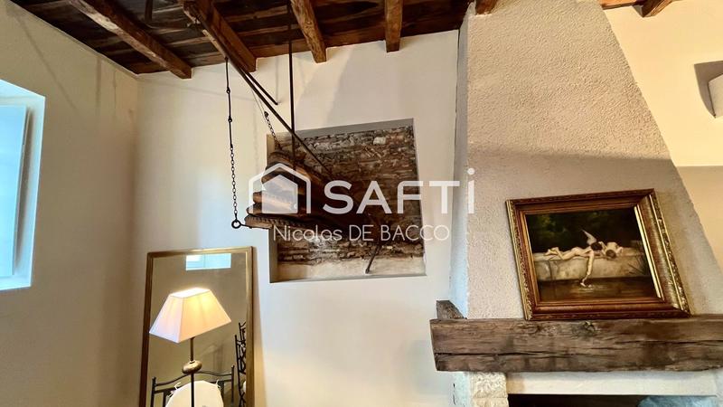 Maison - 296 m² - 9 pièces