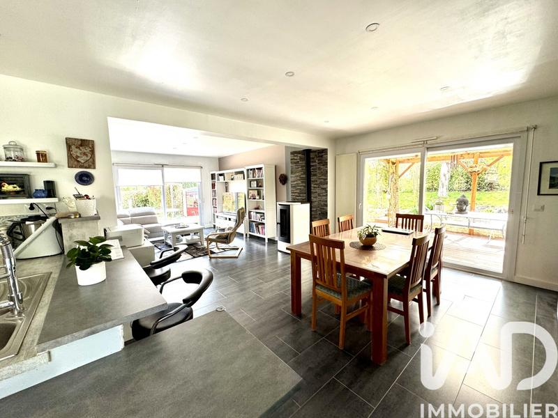 Maison - 149 m² - 6 pièces