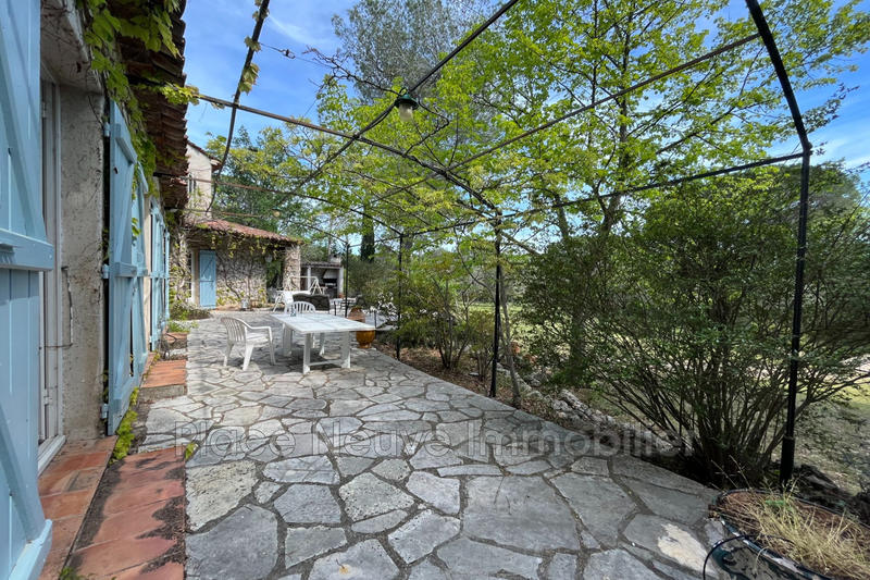 Maison - 200 m² - 7 pièces