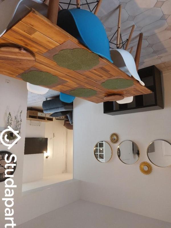 Chambre - 10 m² - 1 pièce