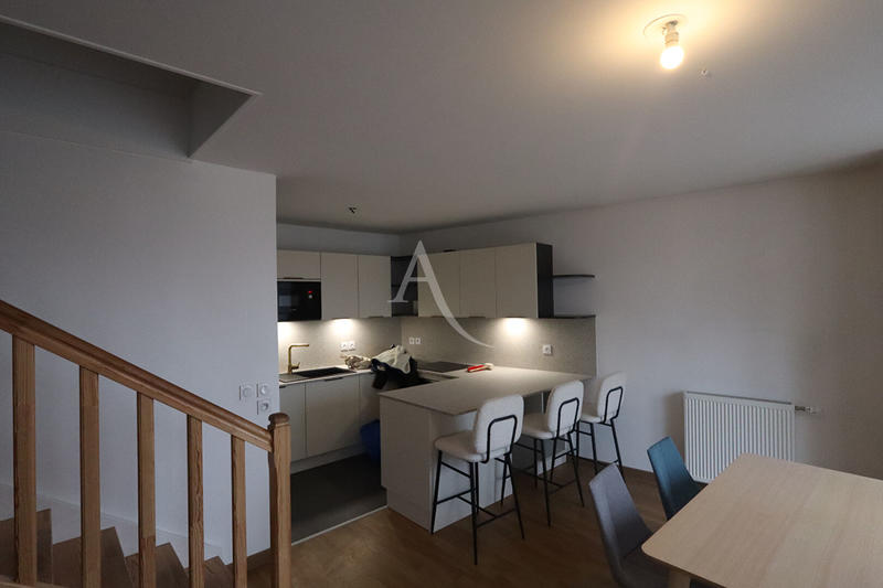 Appartement - 87 m² - 3 pièces