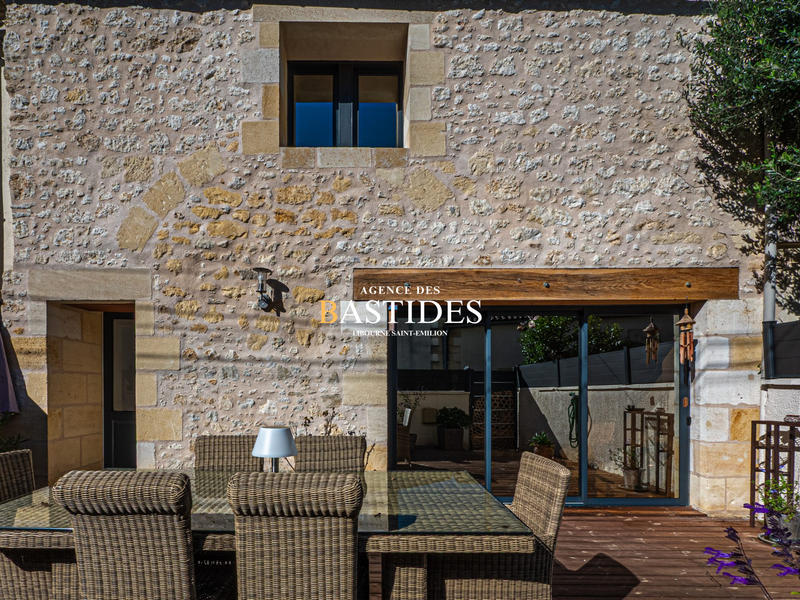 Maison ancienne - 106 m² - 4 pièces