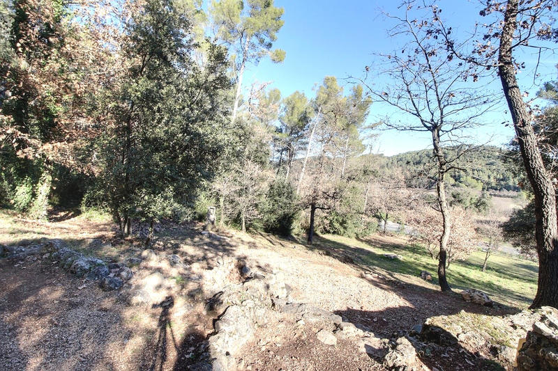 Maison - 98 m² - 5 pièces