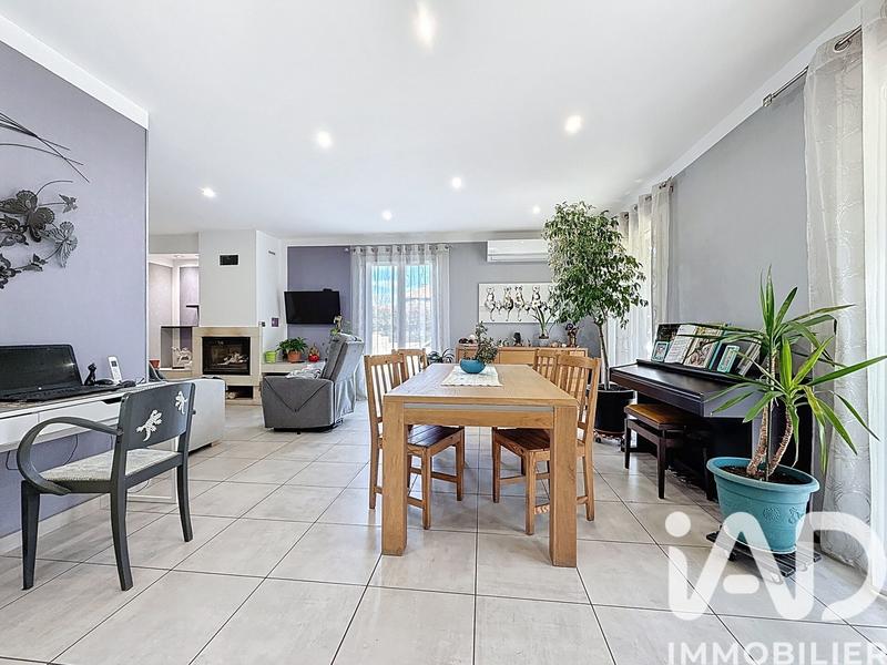 Maison - 138 m² - 5 pièces