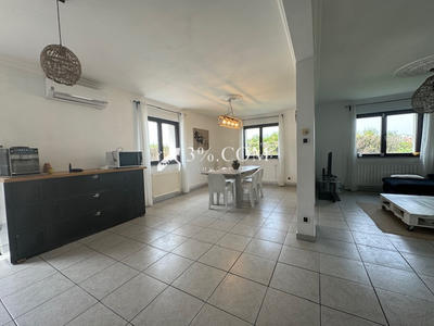 Maison - 154 m² - 6 pièces